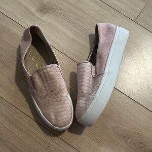 CCOCCI Blush Textured Slip-On Sneakers